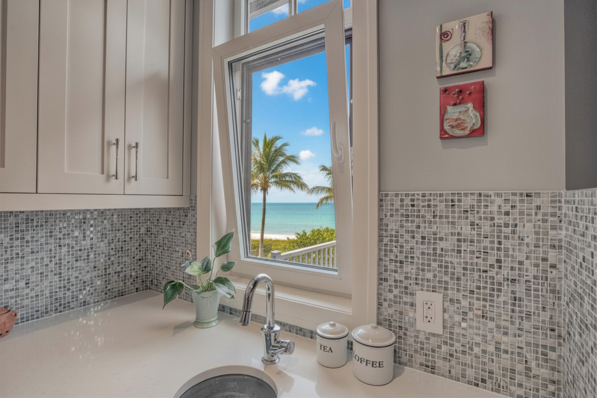 Tilt and Turn Imapact windows in a Florida private residence